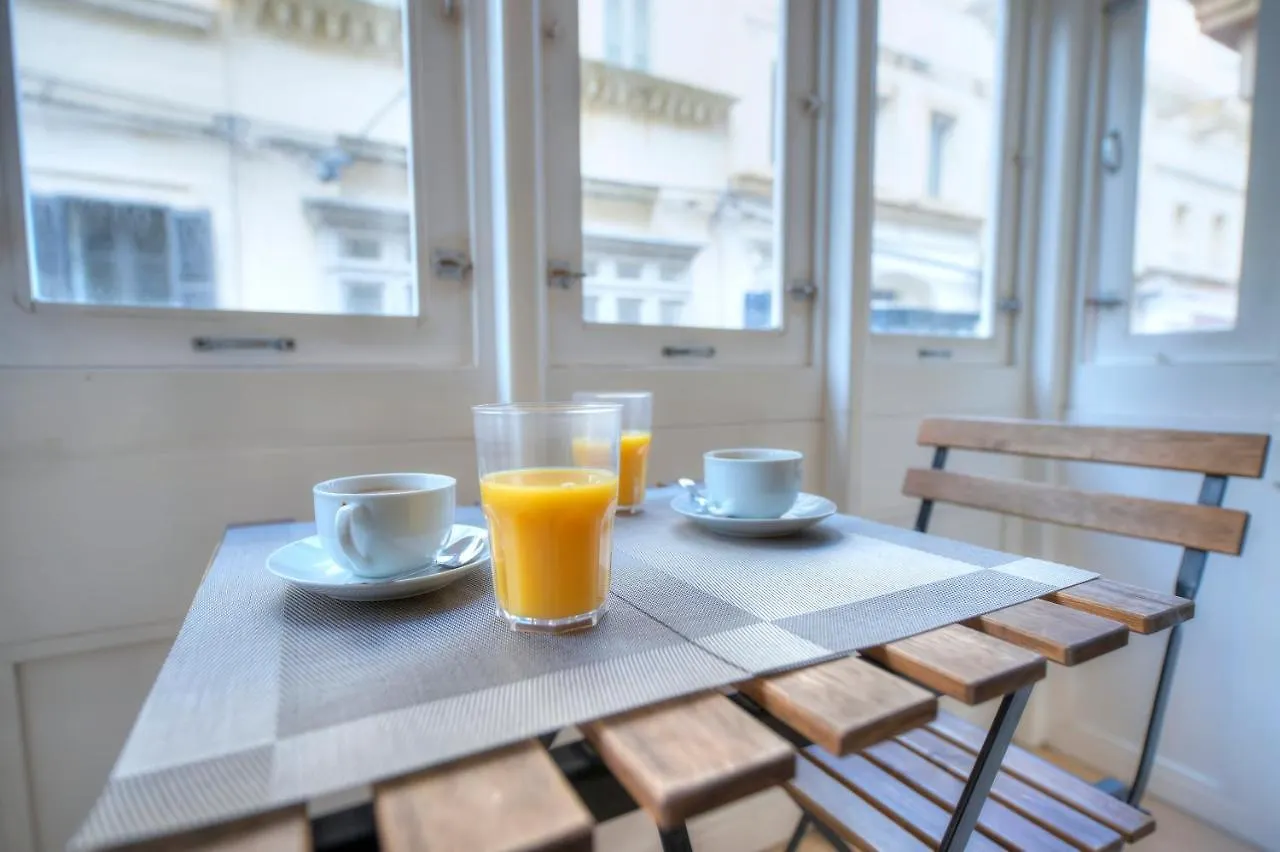 Beautifully Finished And Large Apartment Steps Away From Rocky Beach Ddif1-1 Sliema