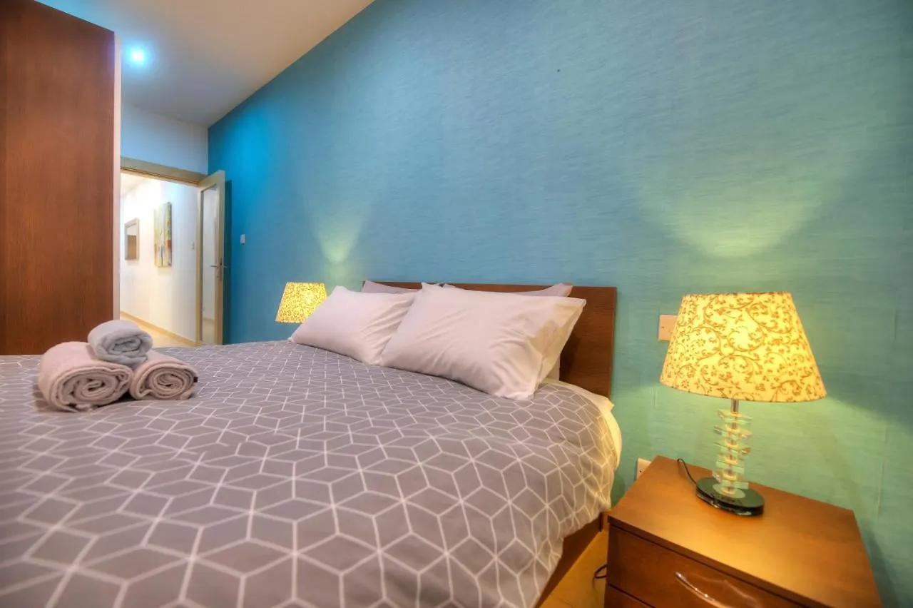 Beautifully Finished And Large Apartment Steps Away From Rocky Beach Ddif1-1 Sliema Malta