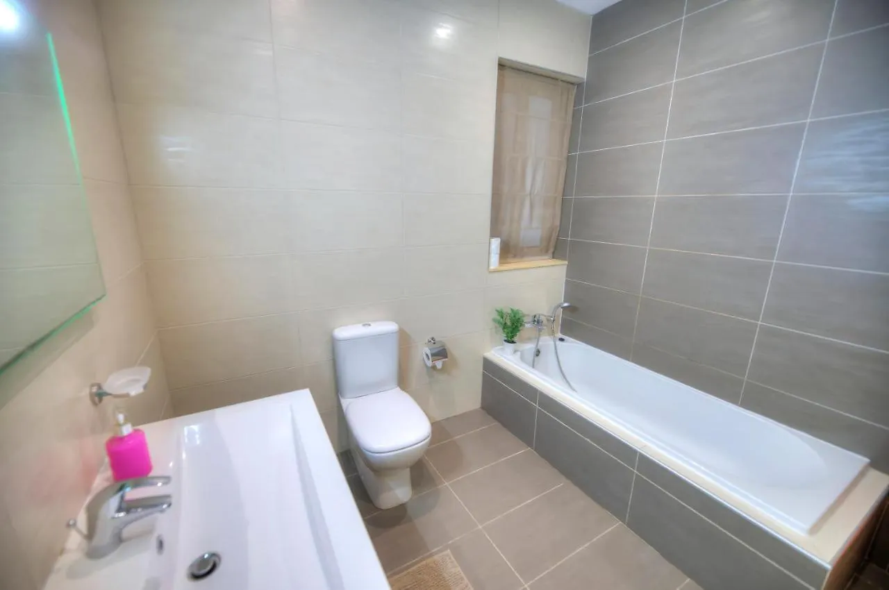 Beautifully Finished And Large Apartment Steps Away From Rocky Beach Ddif1-1 Sliema Malta