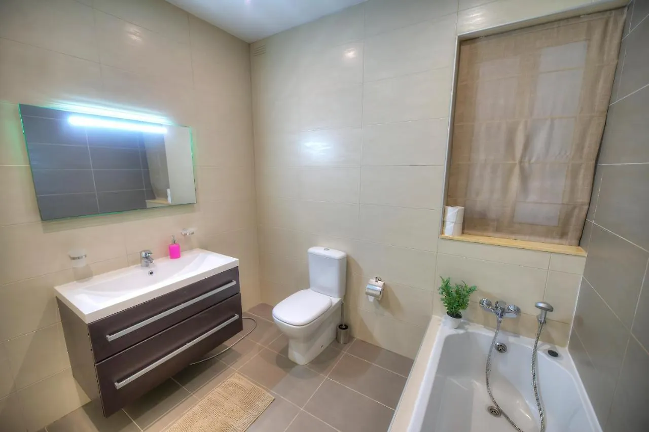 Beautifully Finished And Large Apartment Steps Away From Rocky Beach Ddif1-1 Sliema 0*,